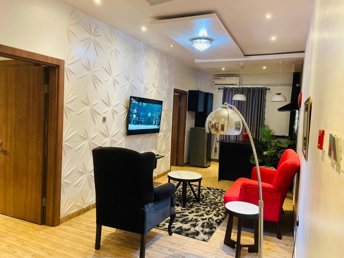 James Court Hotel & Luxury Apartments Лекки Экстерьер фото