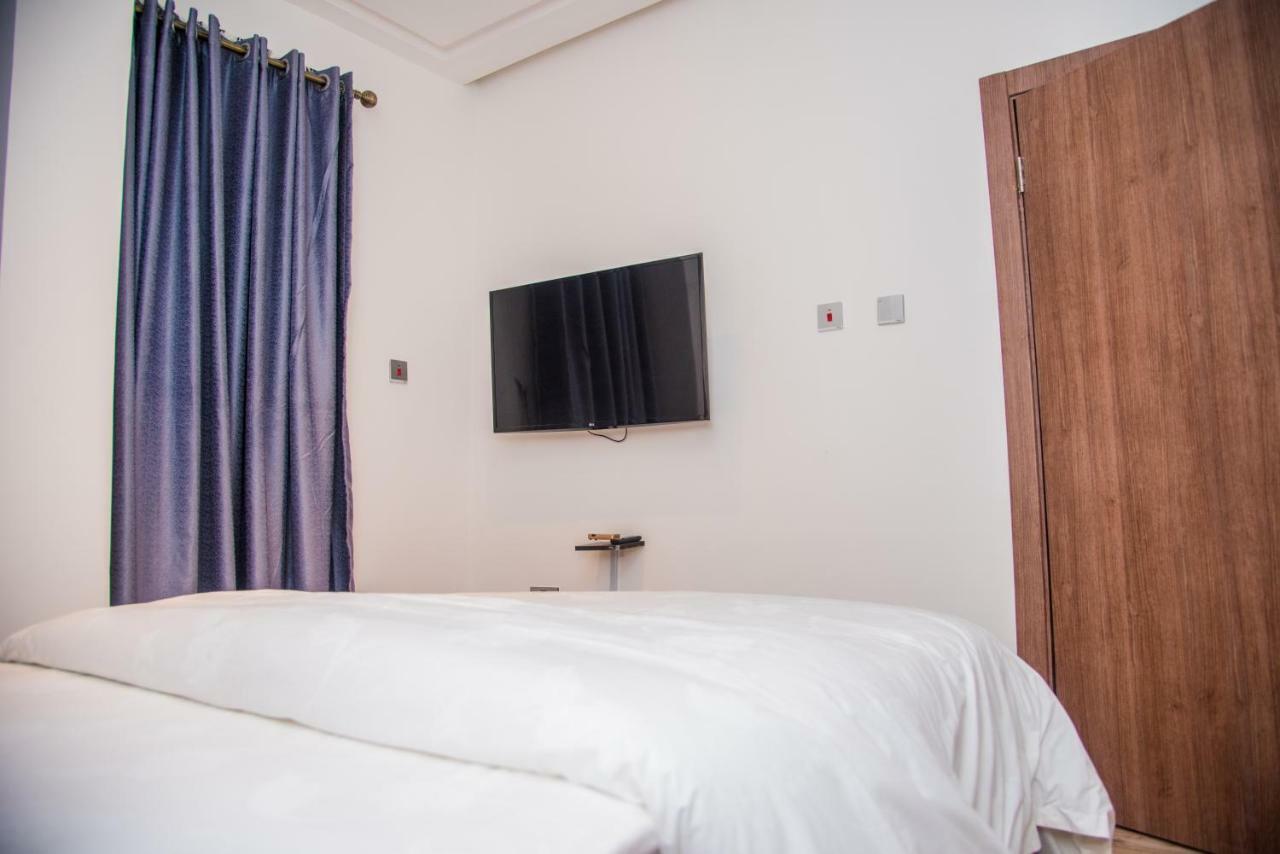James Court Hotel & Luxury Apartments Лекки Экстерьер фото