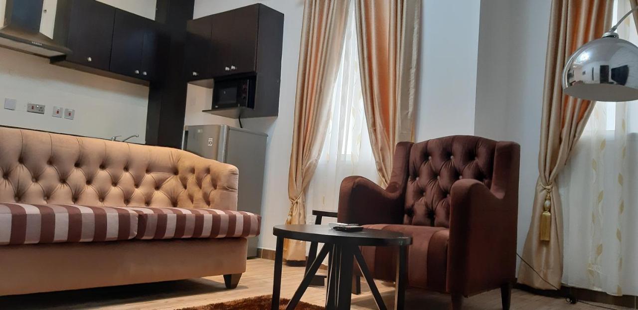 James Court Hotel & Luxury Apartments Лекки Экстерьер фото